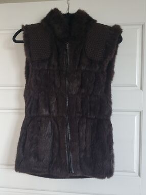 Linda Richards Luxury Reversible Brown Fur Vest - Small